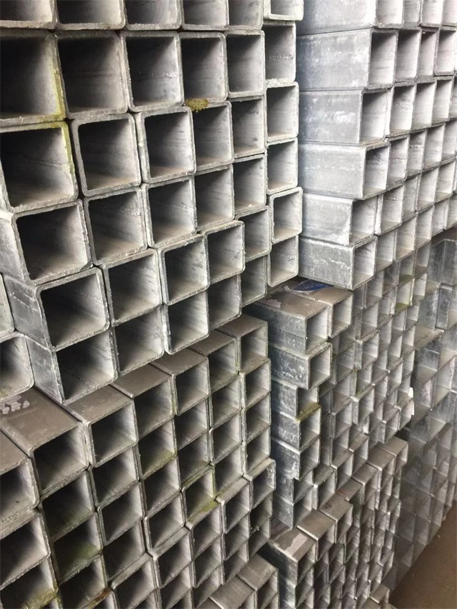 低合金 Q355B 西山西山西山镀锌无缝方管 工程专用无缝西山西山西山镀锌方管 低合金 Q355B 西山西山西山镀锌无缝方管 工程专用无缝西山西山西山镀锌方管